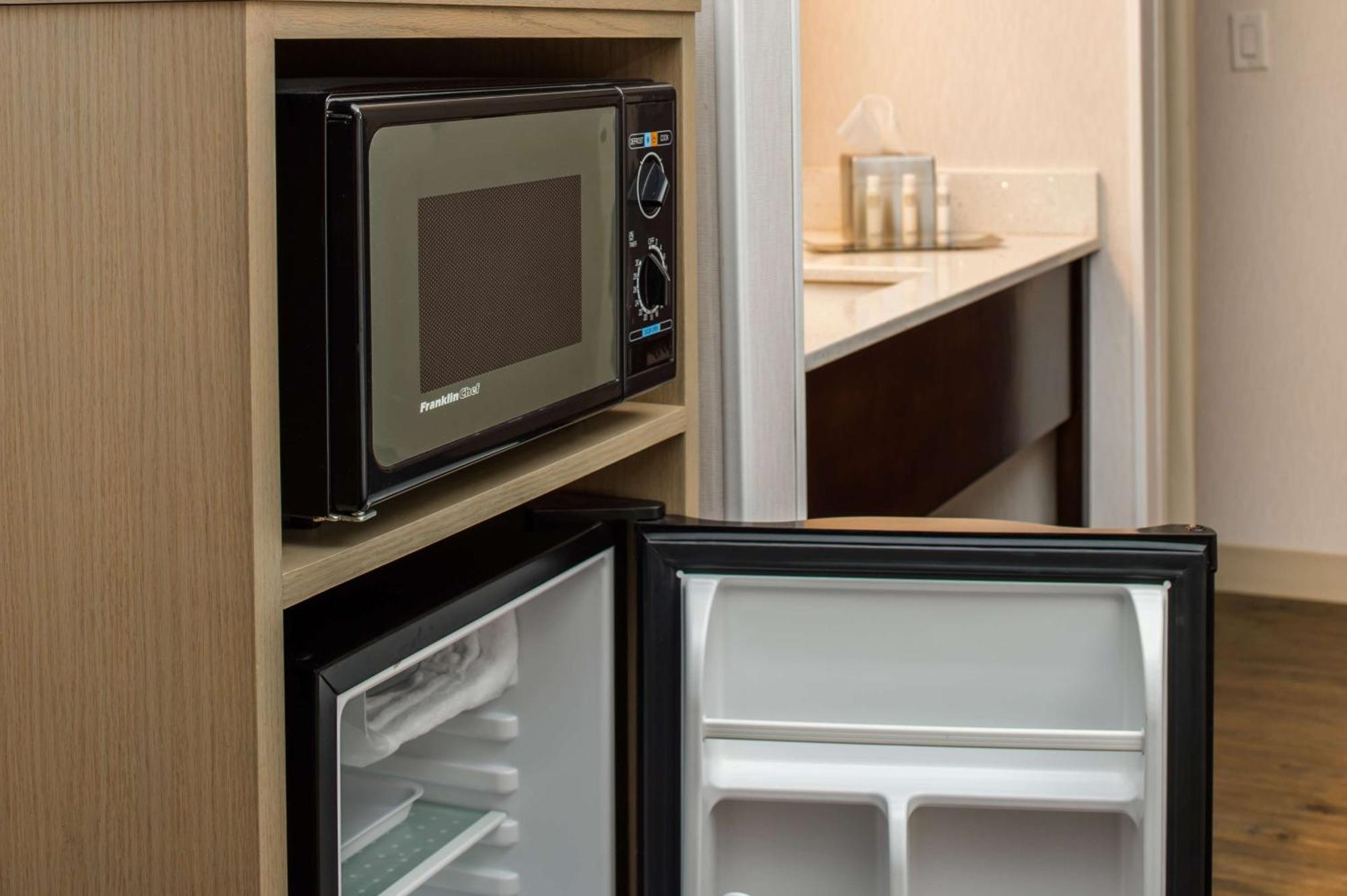Doubletree By Hilton Portland - Beaverton Extérieur photo
